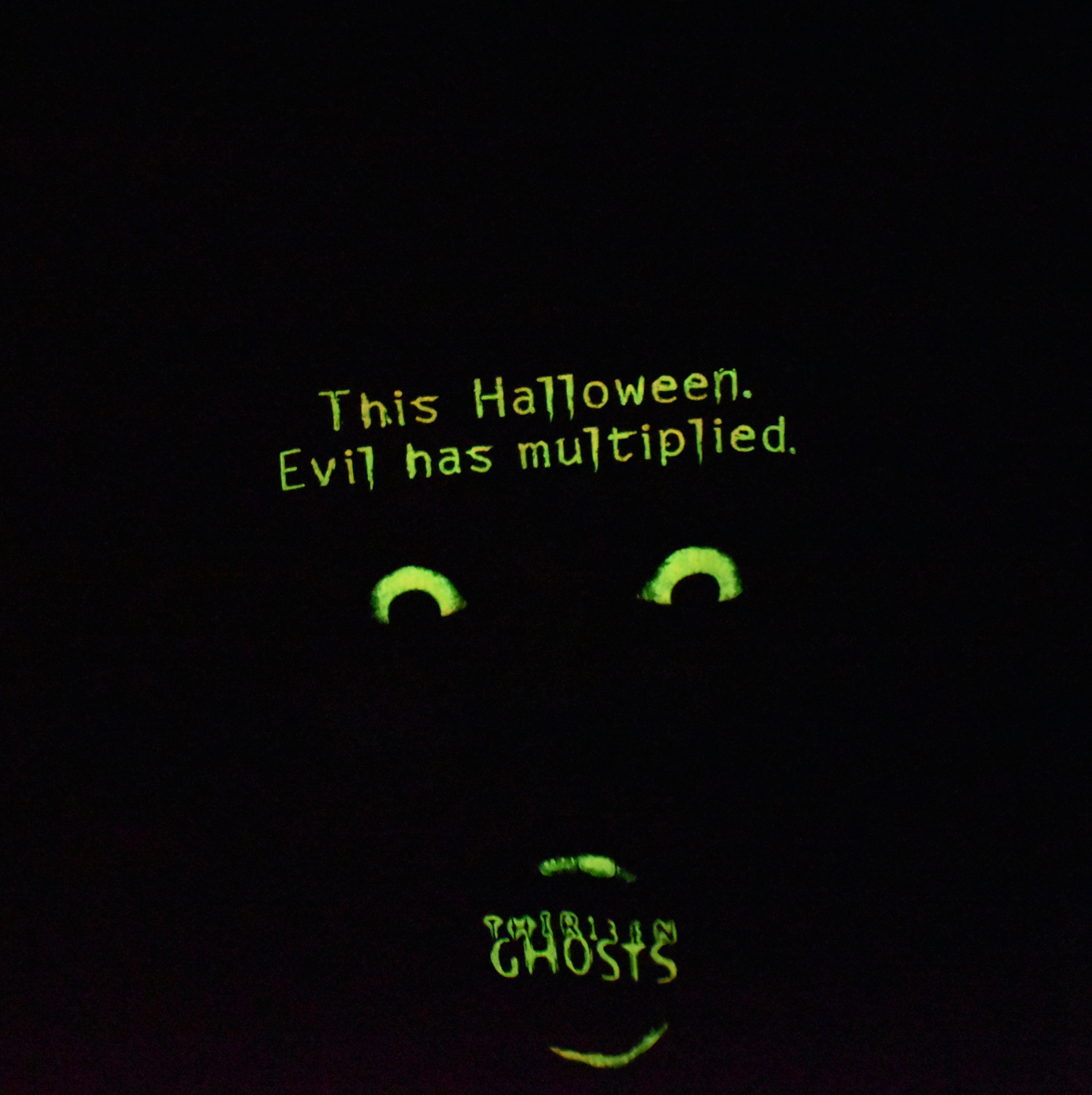 2001 thir13en ghosts vintage glow in the dark classic y2k horror movie t-shirt