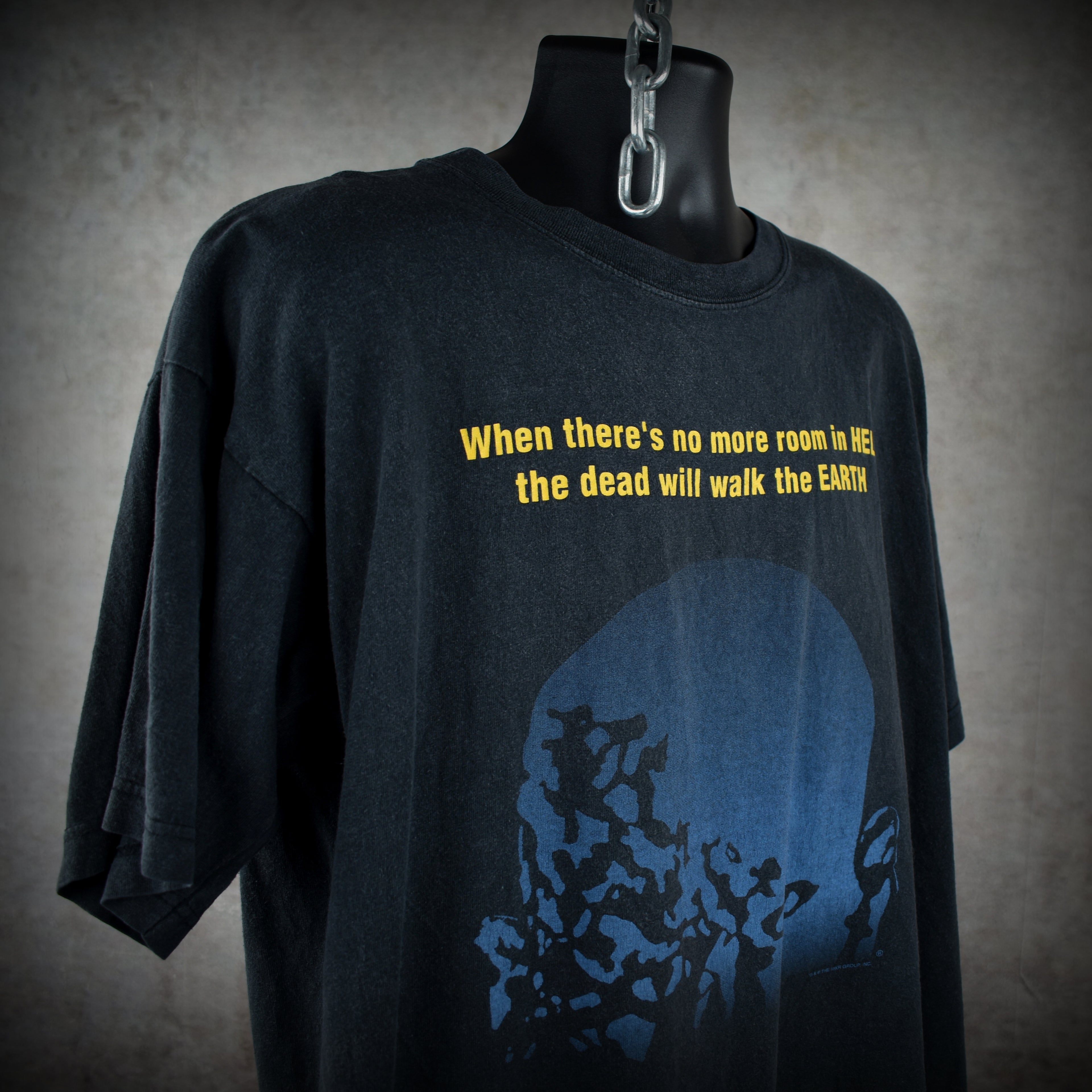 90s dawn of the dead vintage george romero classic 1978 zombie horror movie t-shirt