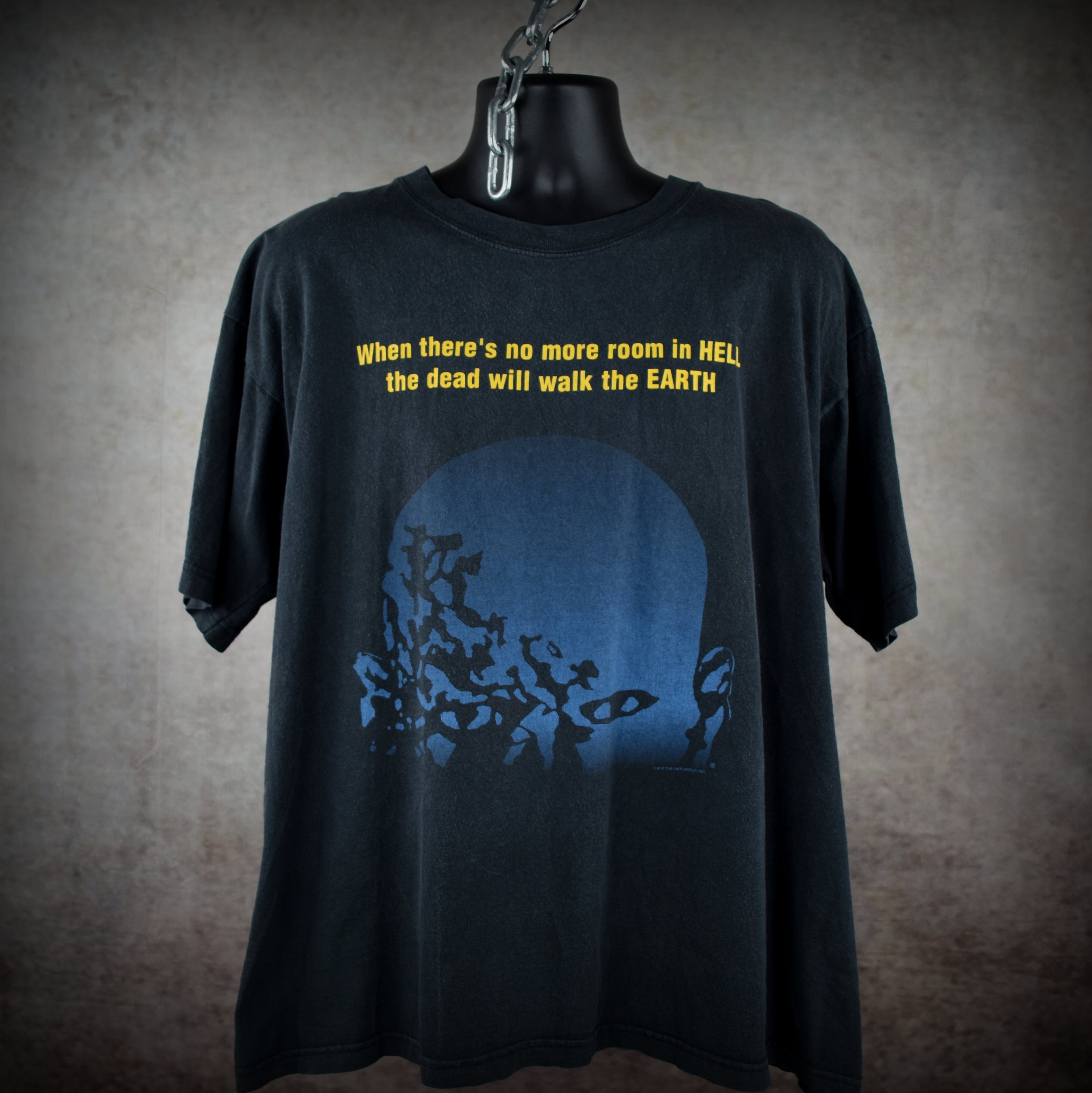90s dawn of the dead vintage george romero classic 1978 zombie horror movie t-shirt