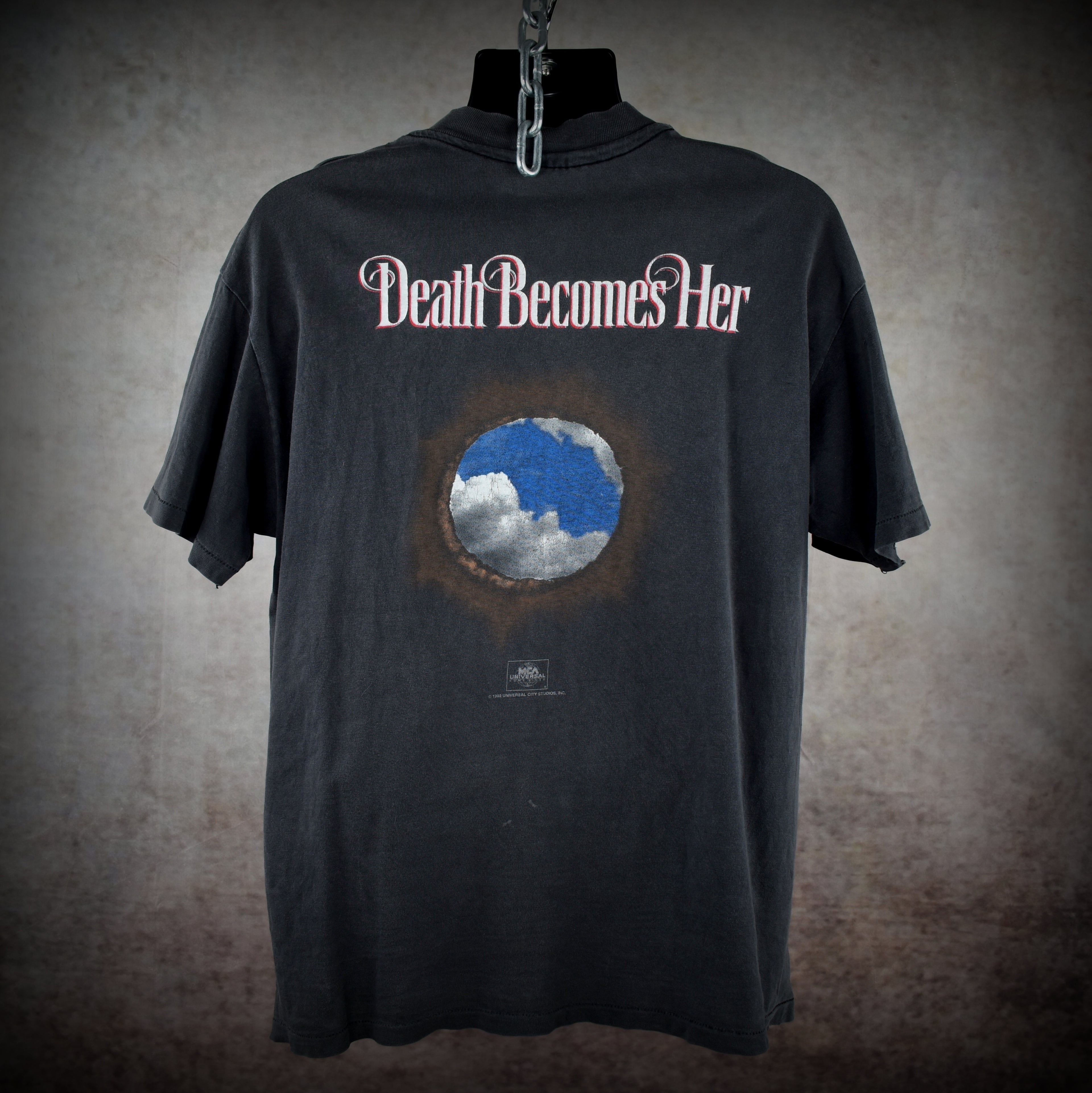 1992 death becomes her vintage 90s cult classic black comedy horror movie t-shirt