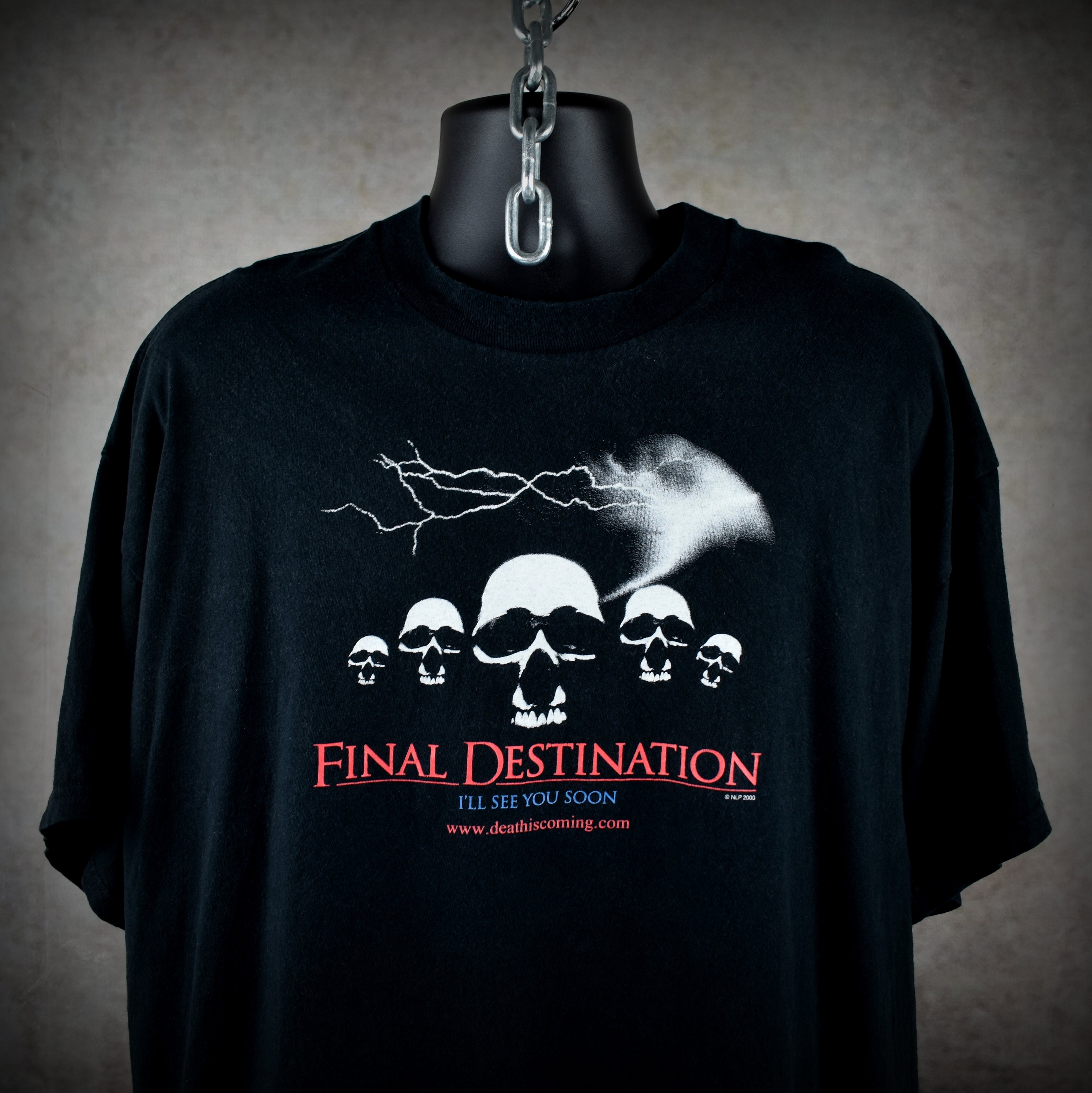 2000 final destination vintage glow in the dark classic y2k pop culture horror movie t-shirt