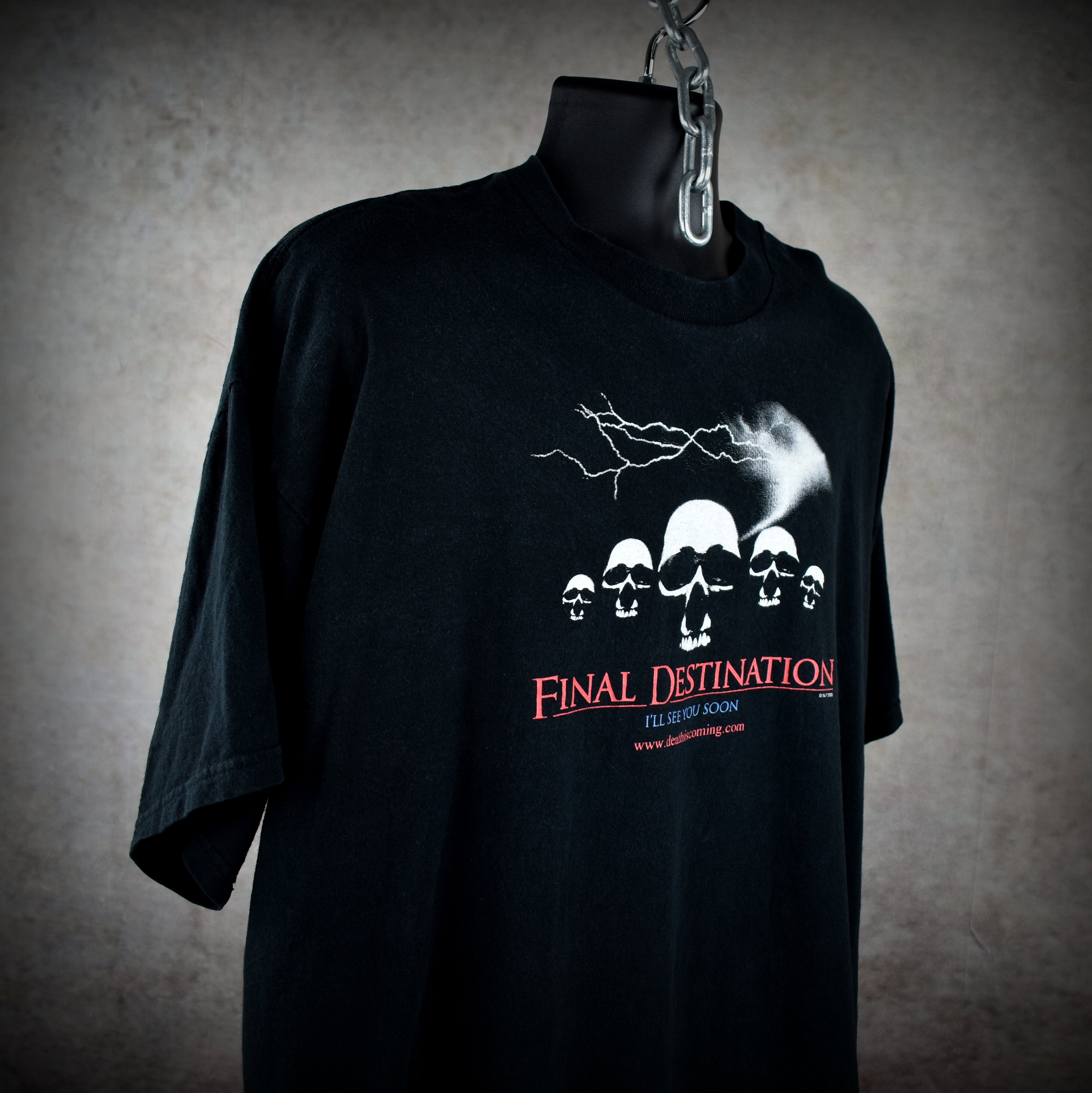 2000 final destination vintage glow in the dark classic y2k pop culture horror movie t-shirt