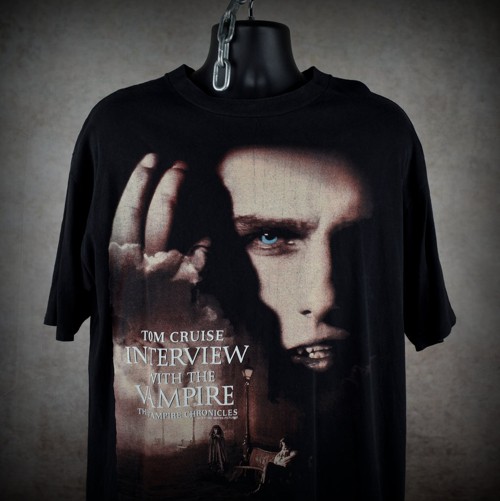 1994 interview with the vampire vintage 90s classic tom cruise + brad pitt southern gothic horror movie t-shirt