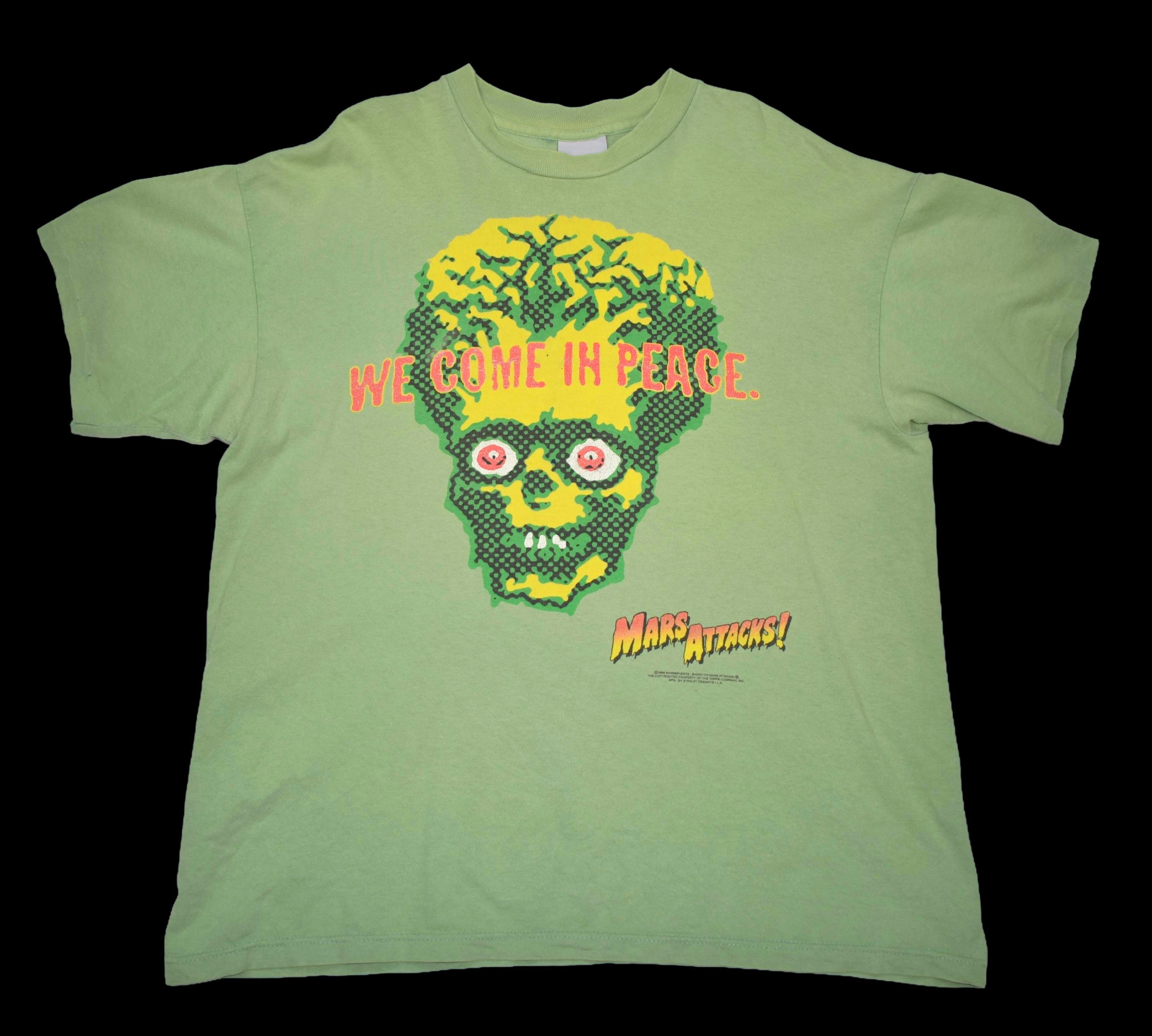 1996 mars attacks! vintage 90s cult classic tim burton sci-fi alien horror comedy movie t-shirt
