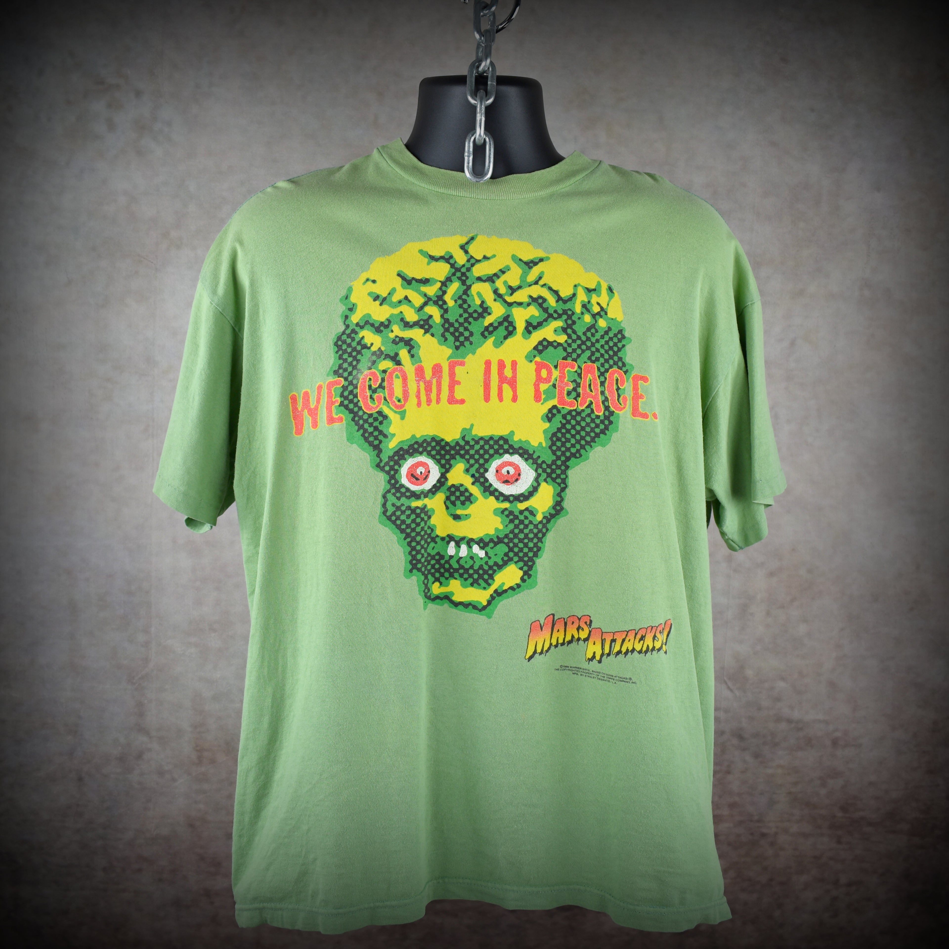 1996 mars attacks! vintage 90s cult classic tim burton sci-fi alien horror comedy movie t-shirt
