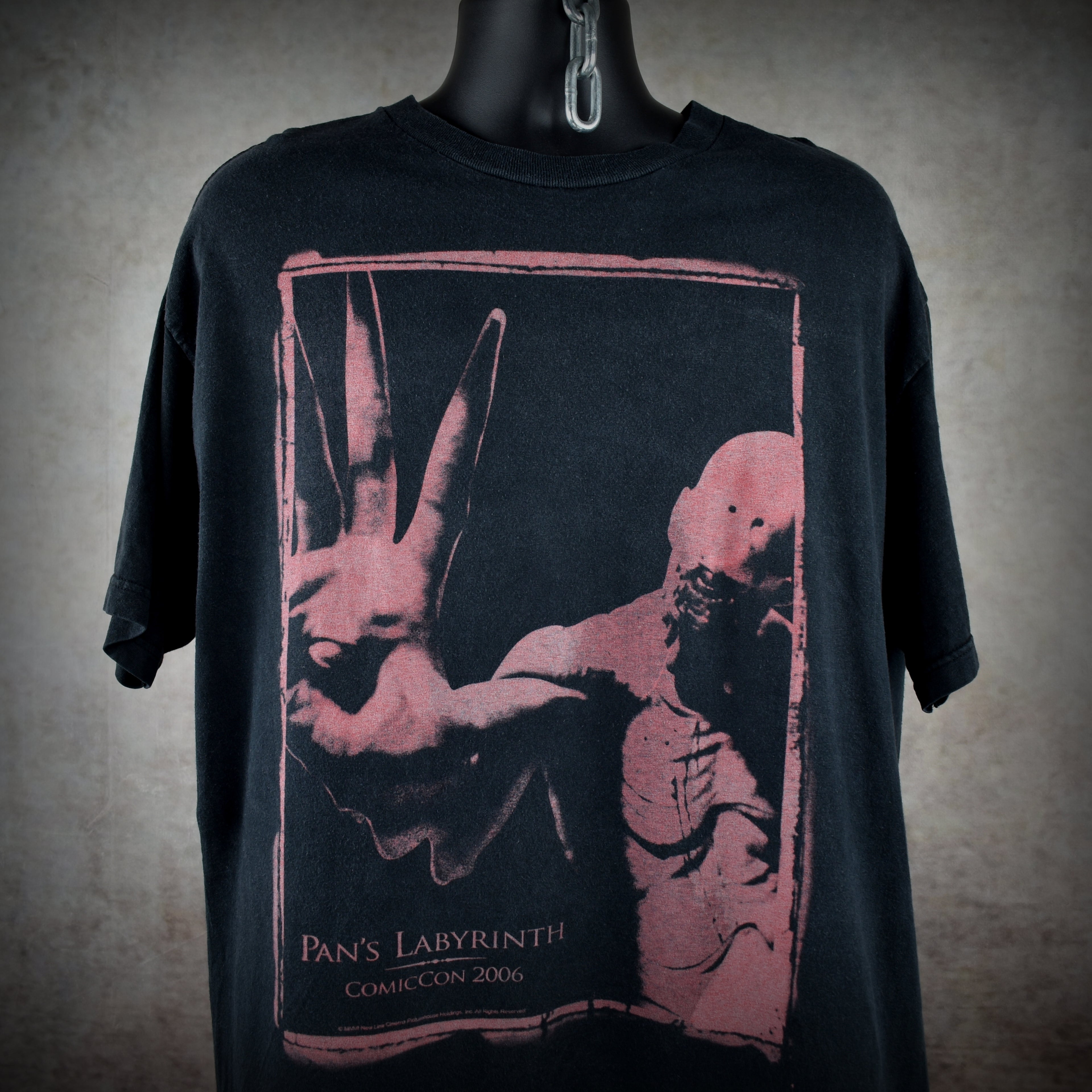 2006 pan's labyrinth vintage guillermo del toro 2000s cult classic horror movie rare pale man design comic con exclusive promo t-shirt