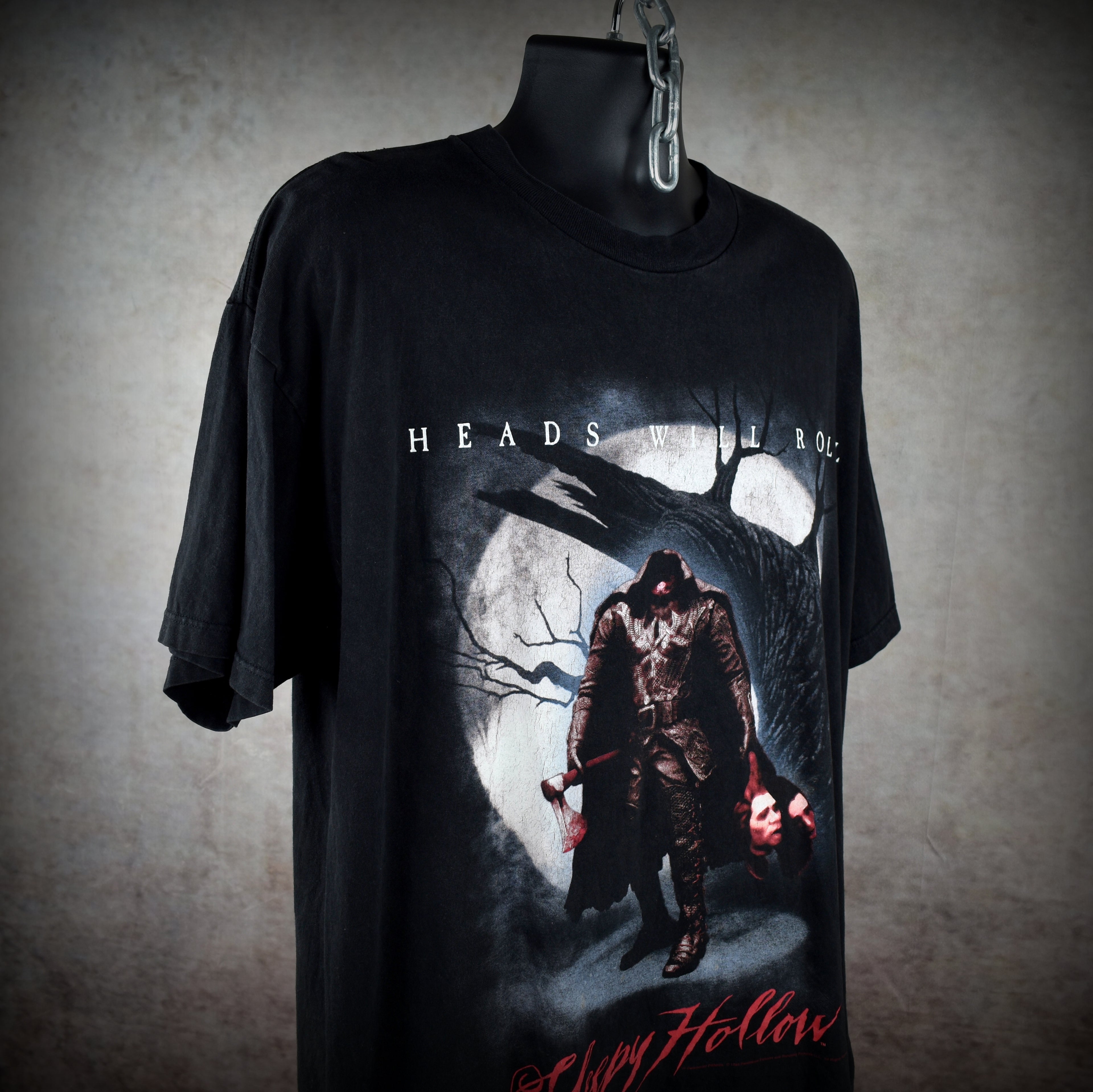 1999 sleepy hollow vintage tim burton y2k cult classic gothic horror movie t-shirt