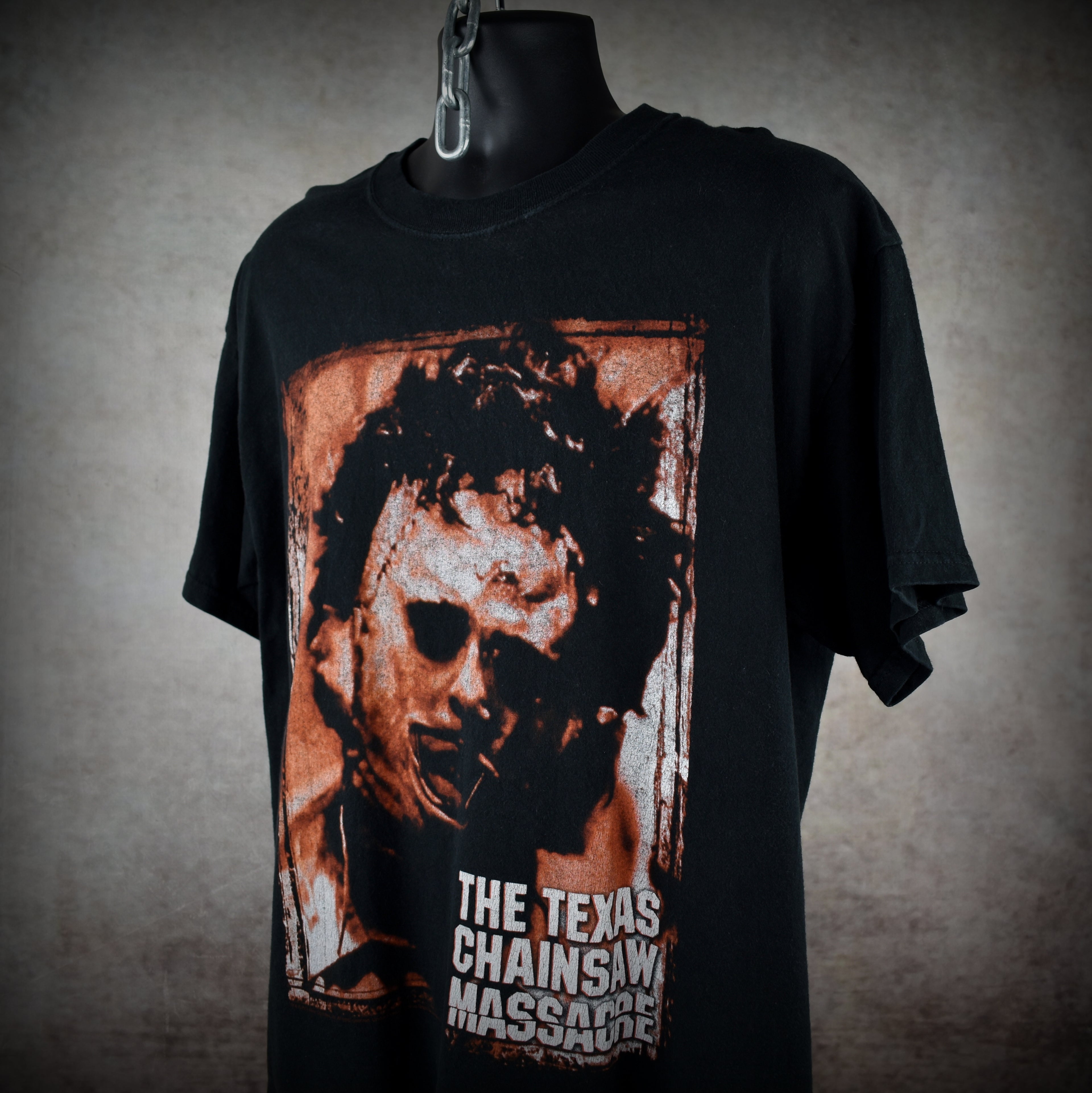 2003 the texas chainsaw massacre vintage leatherface design iconic 1970s slasher horror movie t-shirt