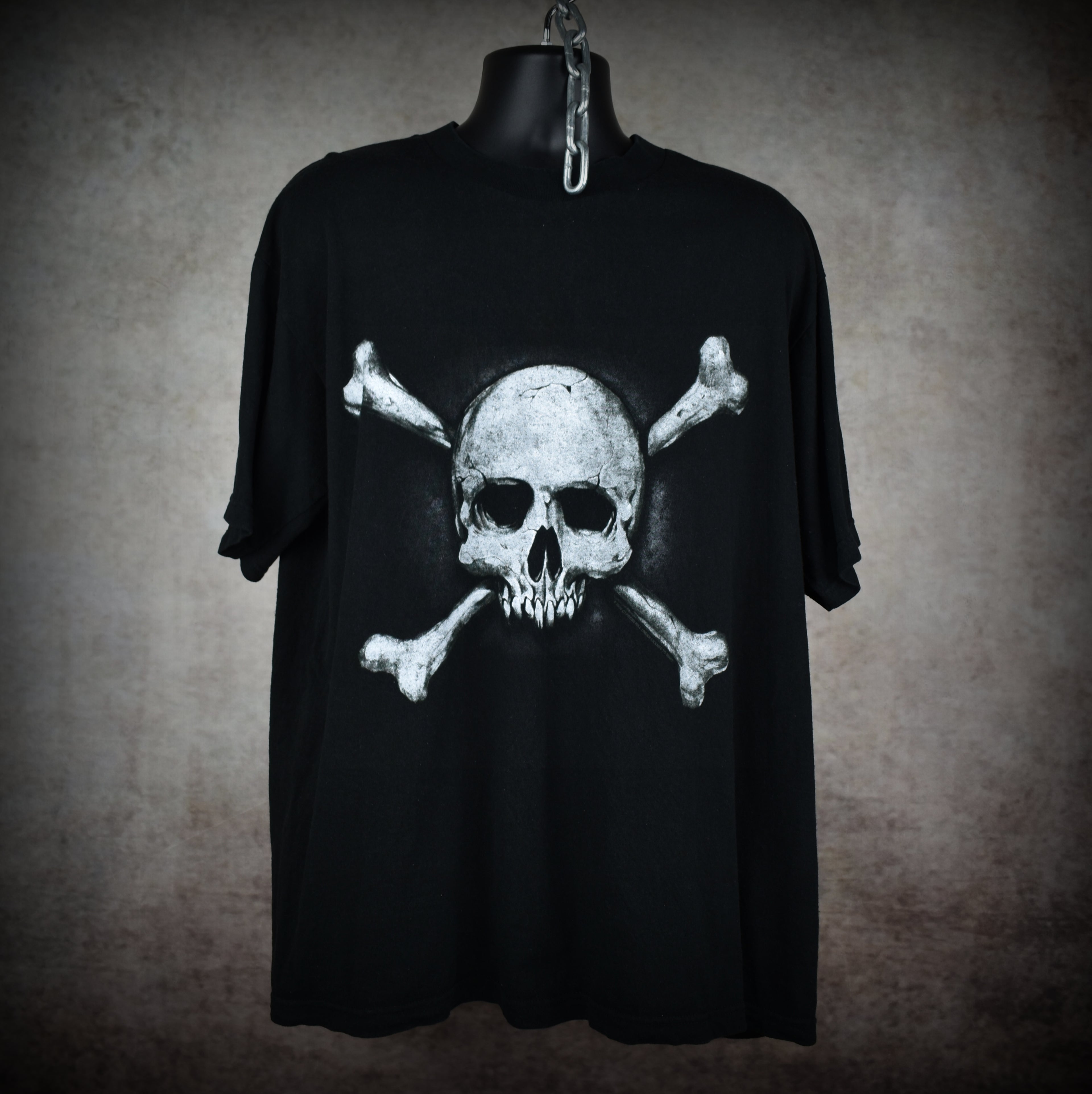 2000 cypress hill vintage weird y2k nü metal "rock superstar" era skull and bones album promo t-shirt
