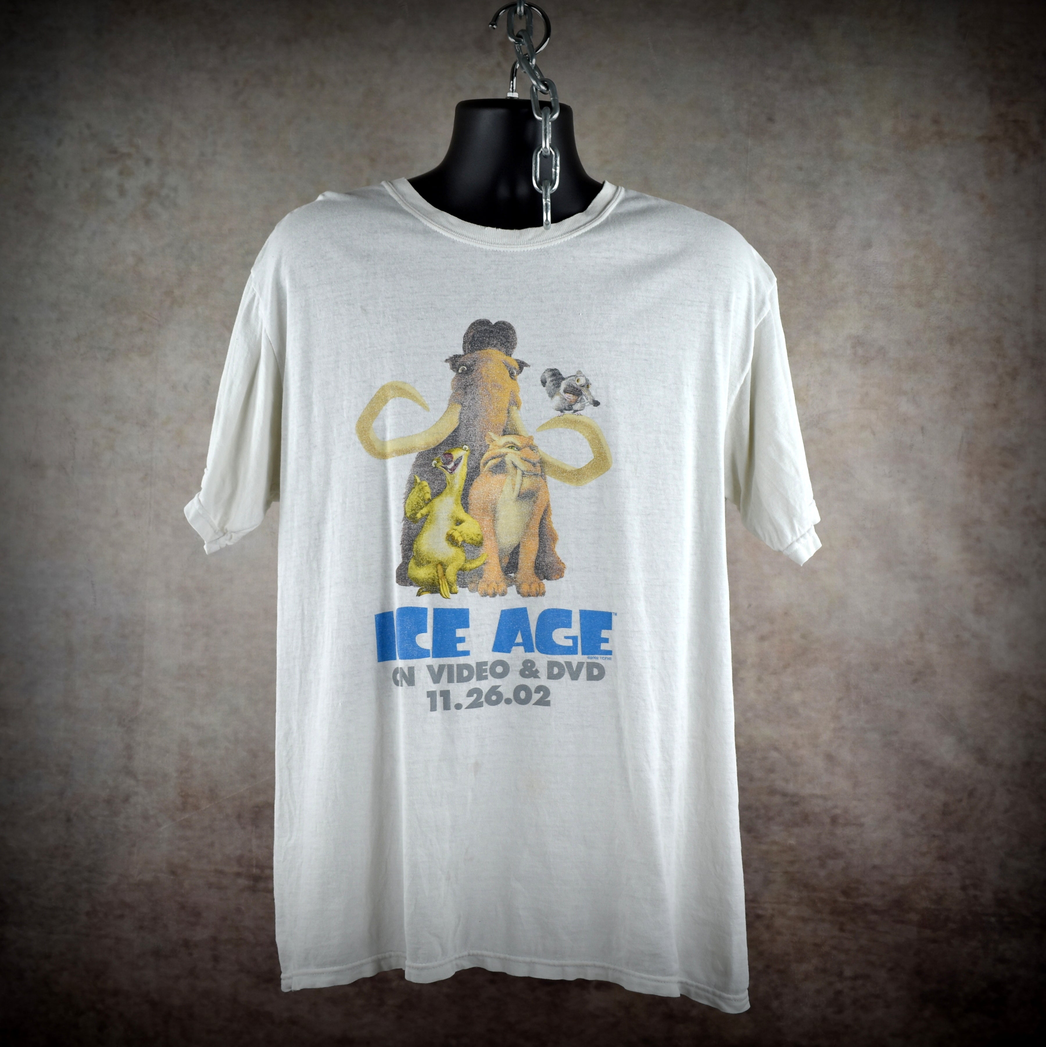 2002 ice age vintage iconic y2k animated adventure comedy movie promo t-shirt