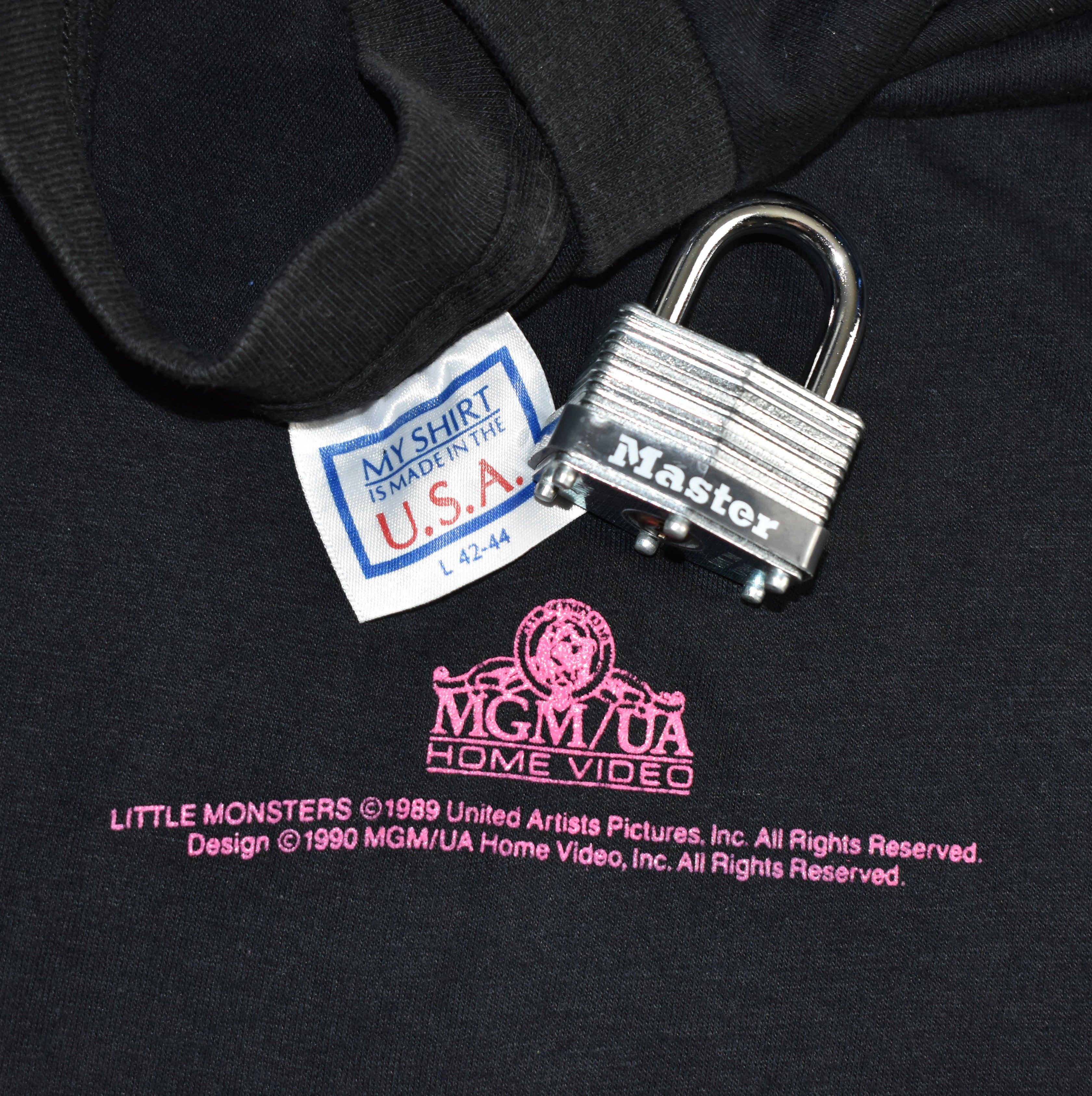 1990 little monsters vintage glow in the dark cult classic 80s / 90s horror comedy movie promo t-shirt