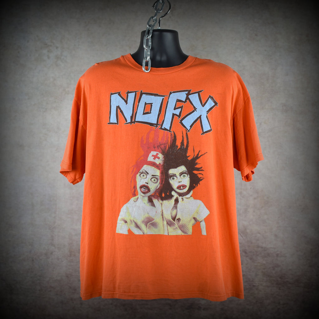 2000 nofx vintage pump up the valuum whirled tour '00 classic y2k pop punk band t-shirt