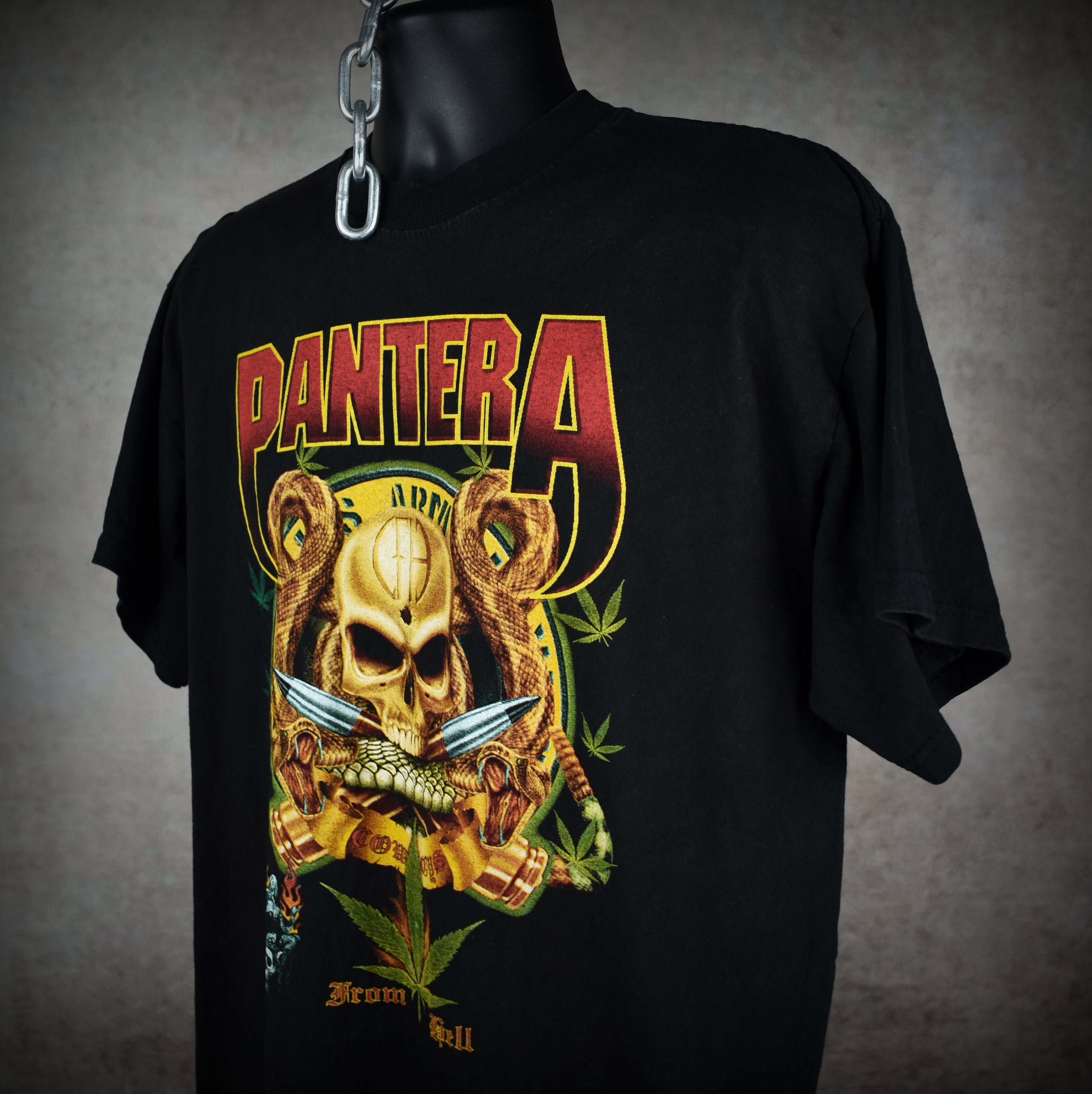 2000s pantera vintage mexican bootleg cowboys from hell iconic heavy metal band t-shirt