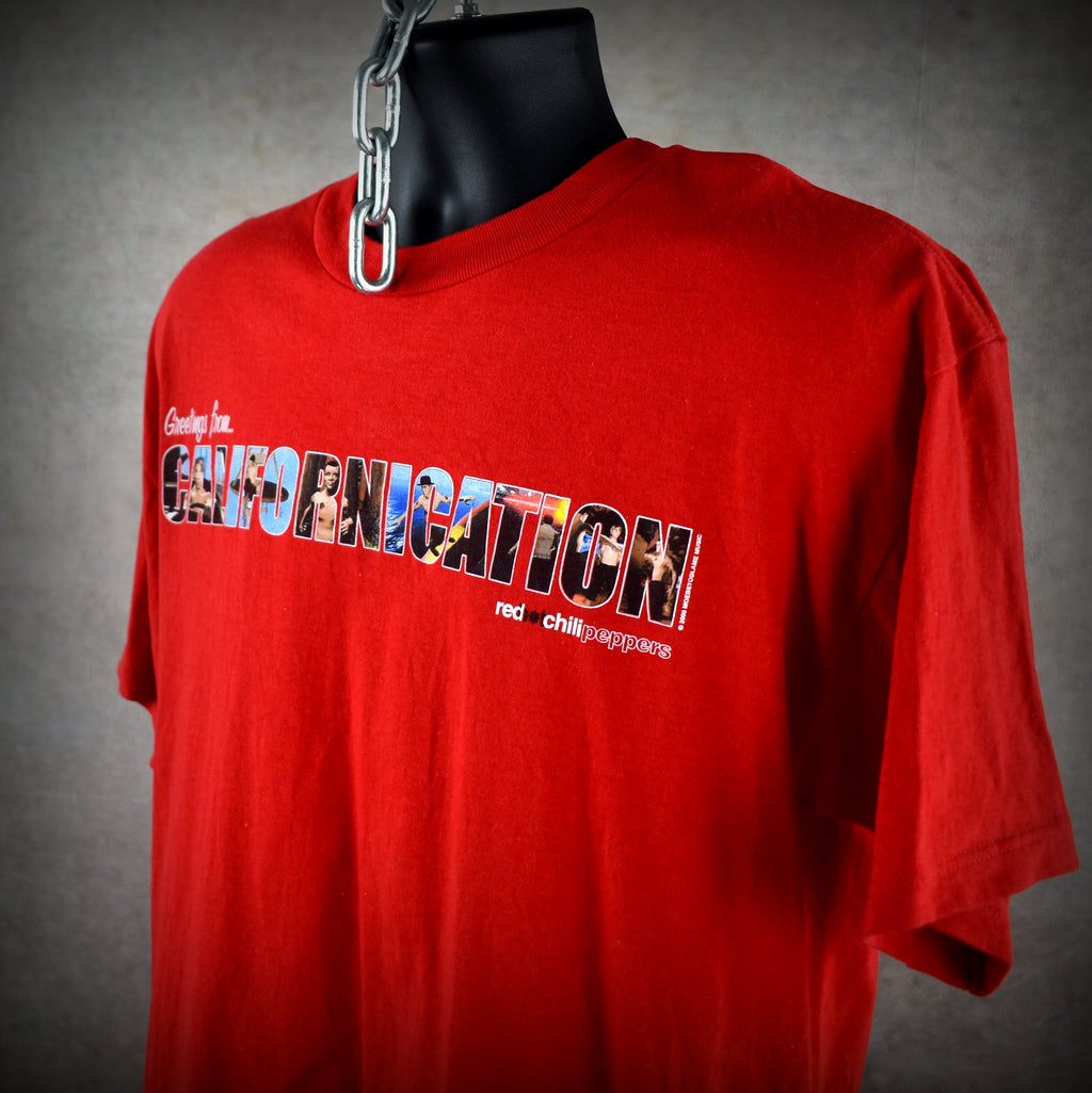 2000 red hot chili peppers vintage californication iconic y2k music video promo band t-shirt