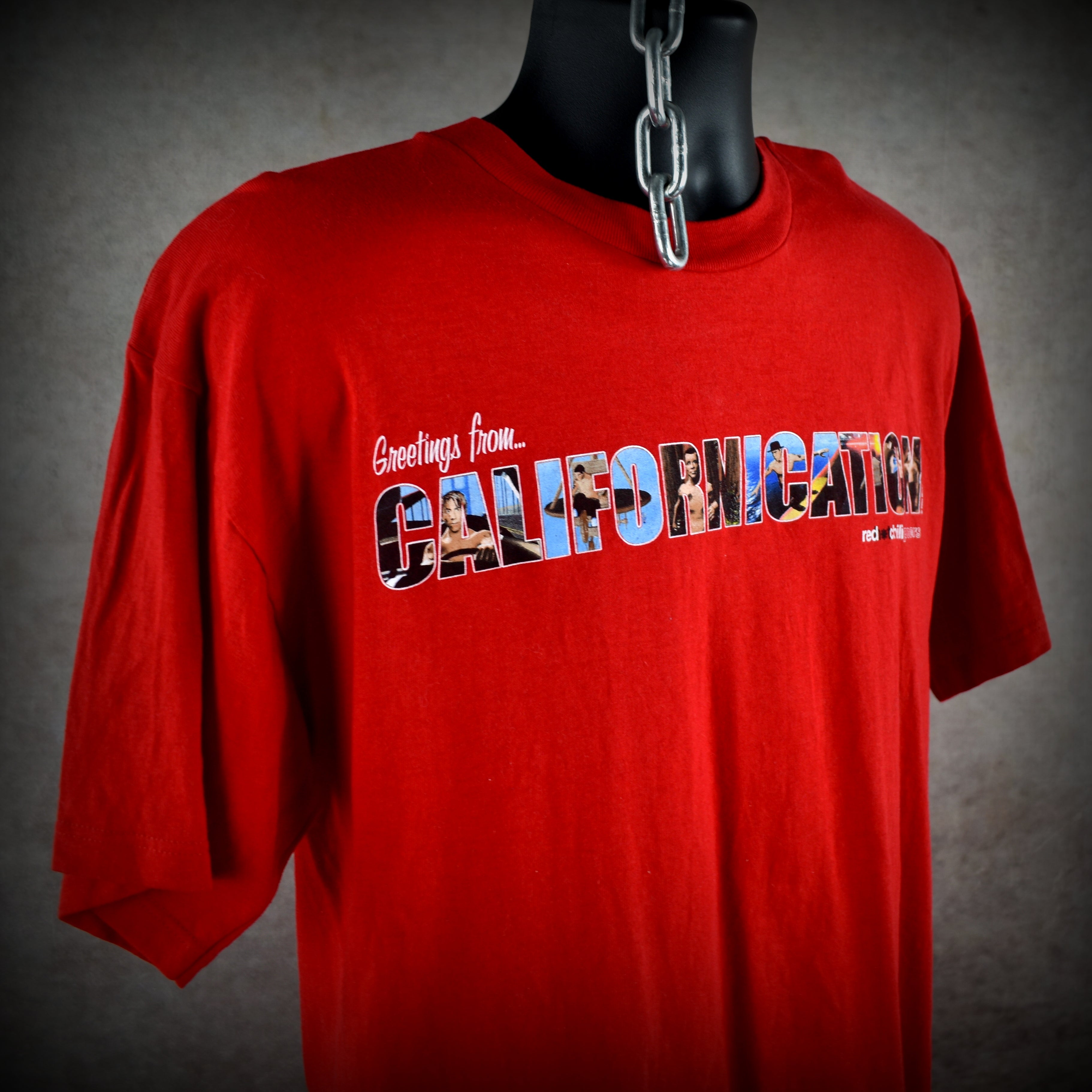2000 red hot chili peppers vintage californication iconic y2k music video promo band t-shirt