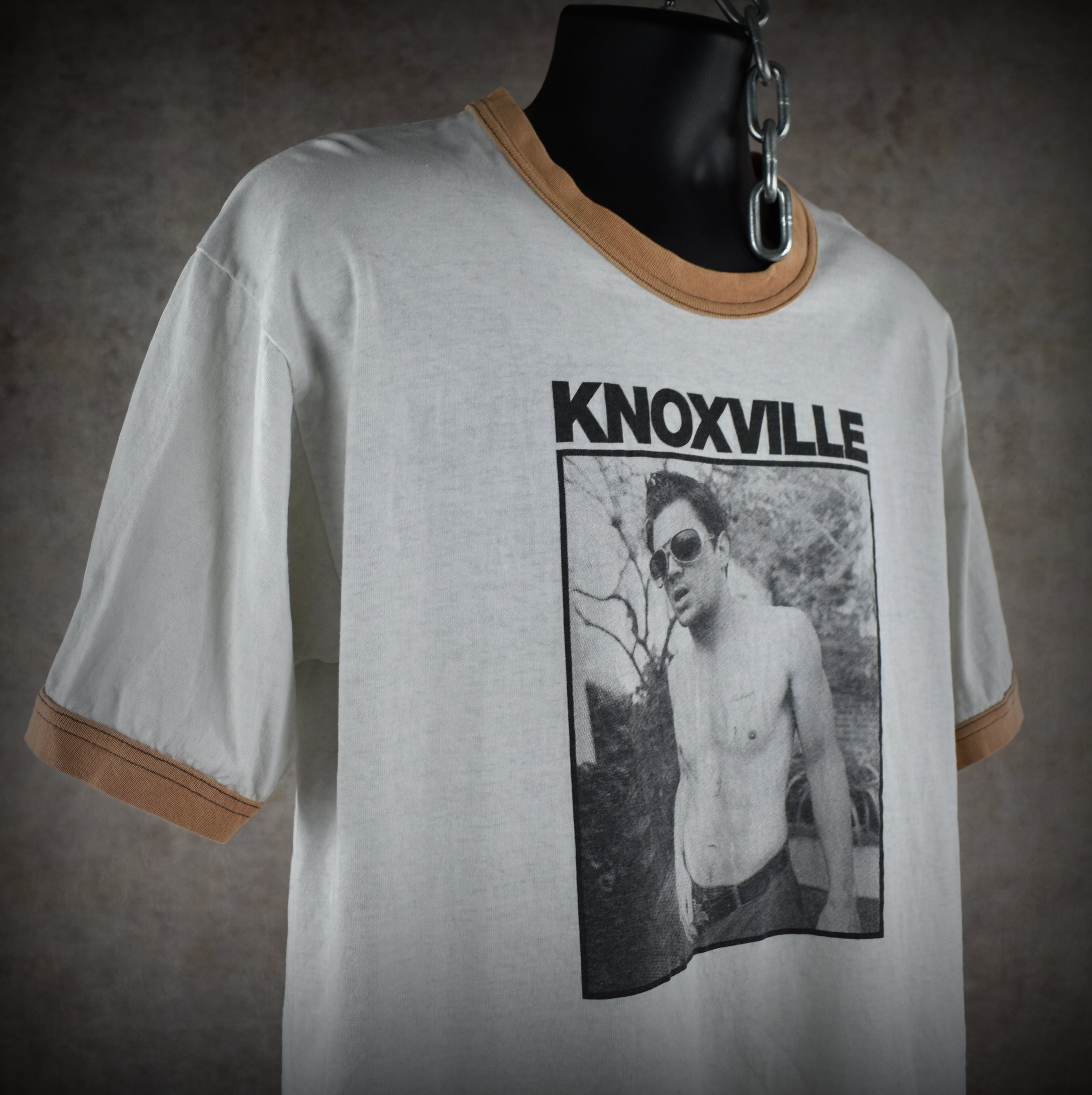 2000 jackass vintage johnny knoxville s1:e1 self-defense stunt iconic y2k mtv tv show ringer t-shirt
